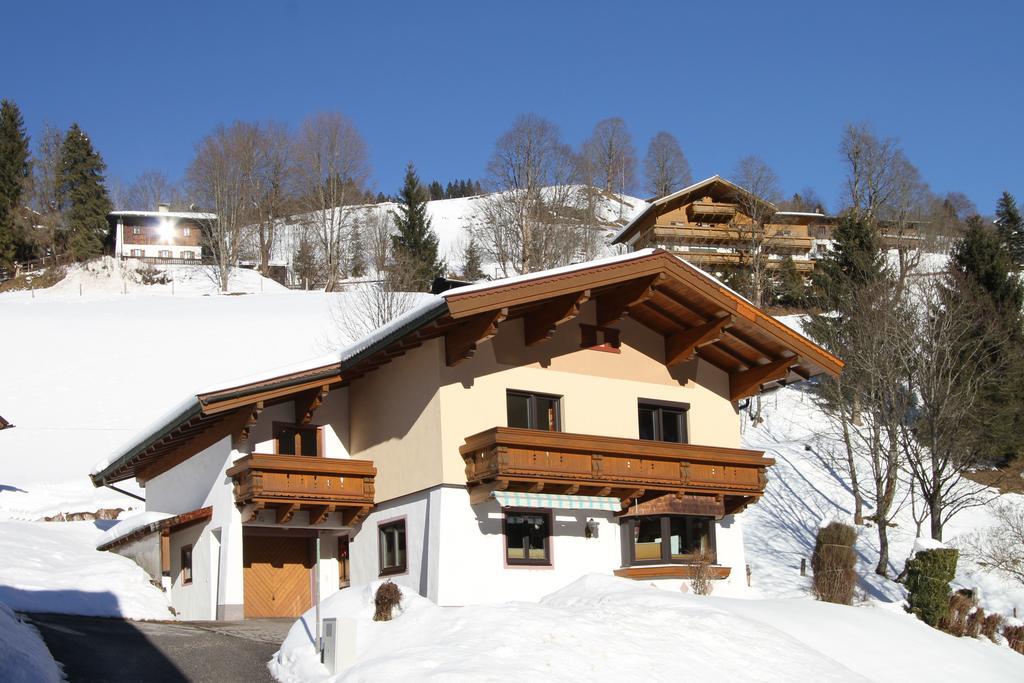 Haus Schwaighofer Appartement Saalbach-Hinterglemm Buitenkant foto